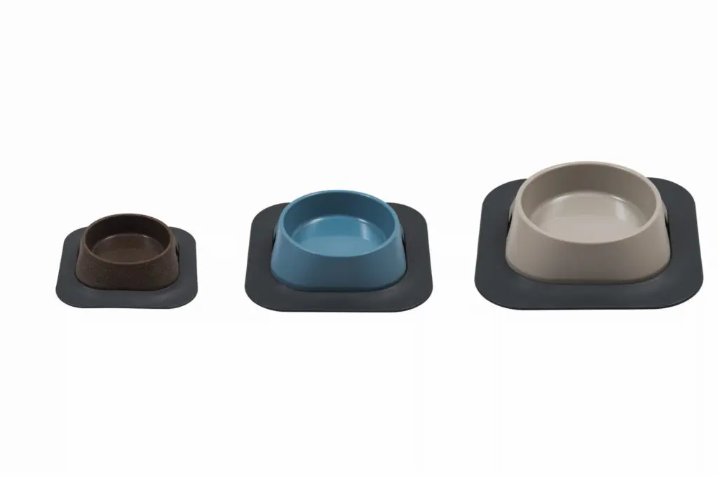 Mata pod miskę S data-lazy-src=