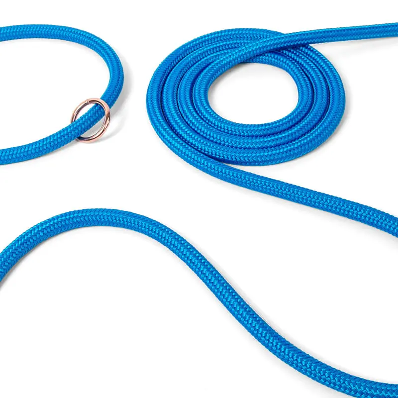 Smycz miejska sznurowa dla psa lub kota - niebieska data-lazy-src=