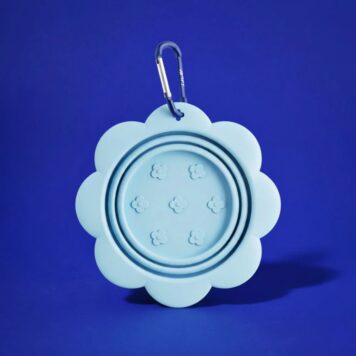 Błękitna składana miska kwiatek dla psa